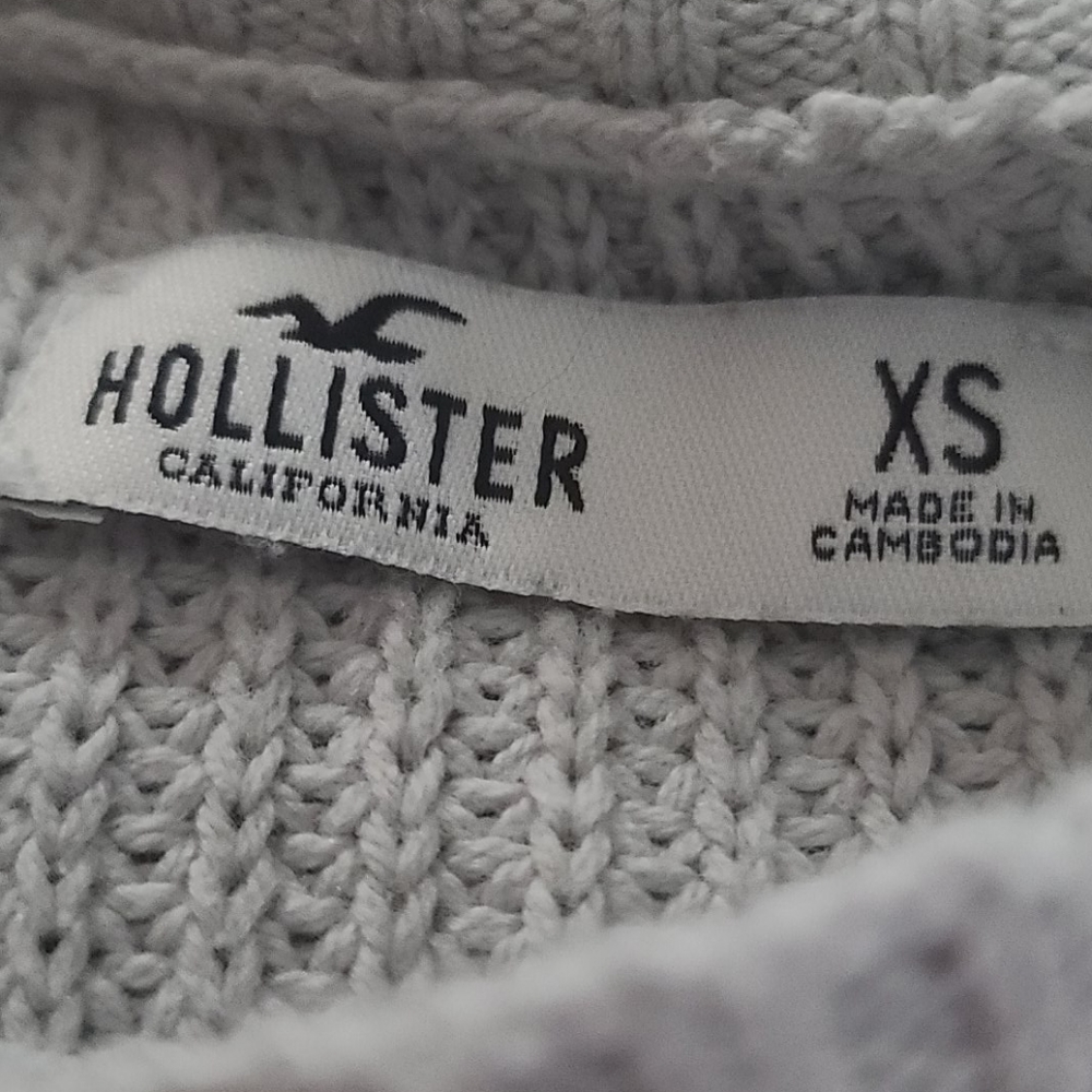 Sweater - Picture 4 of 4